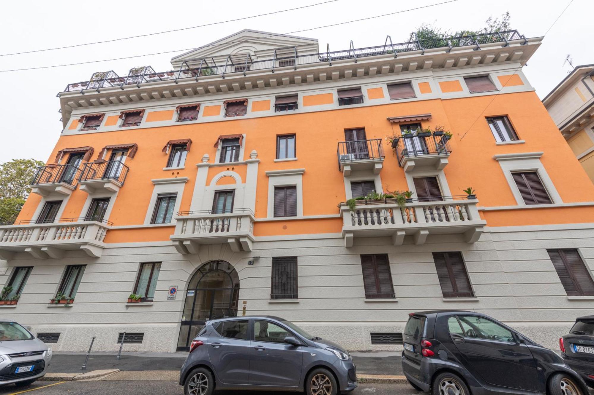 Ercole Ferrario 12 - Ampio E Luminoso Appartement
